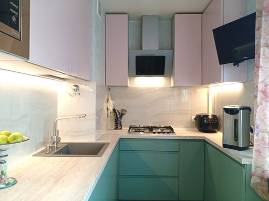 Продам двухкомнатную (2-комн.) квартиру, Большевиков пр-кт, 9Щк1, Санкт-Петербург г