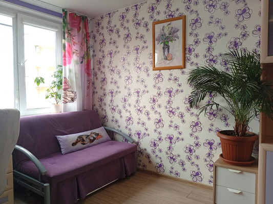 Продам двухкомнатную (2-комн.) квартиру, Большевиков пр-кт, 9Щк1, Санкт-Петербург г