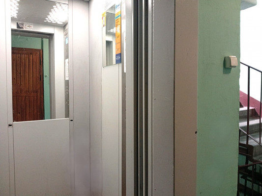 Продам двухкомнатную (2-комн.) квартиру, Большевиков пр-кт, 9Щк1, Санкт-Петербург г