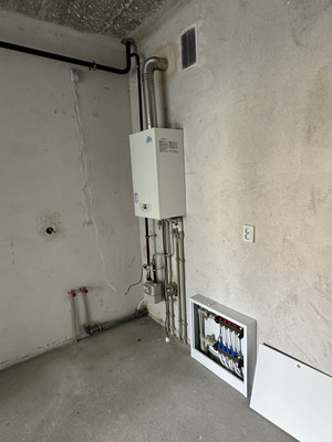 Продам двухкомнатную (2-комн.) квартиру, Вагоностроительная ул, 3А, Калининград г