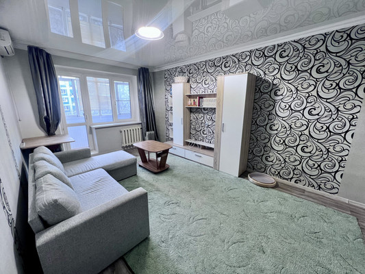 Продам двухкомнатную (2-комн.) квартиру, Космонавтов пр-кт, 36/3, Ростов-на-Дону г