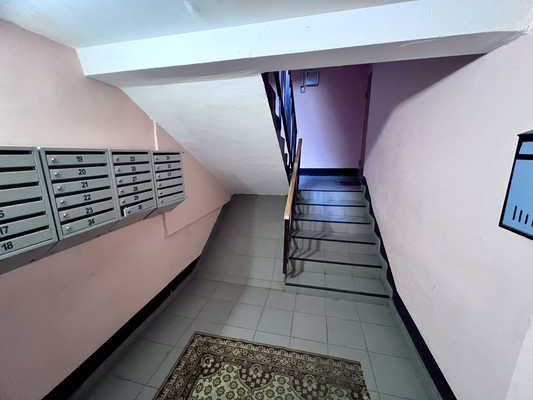 Продам двухкомнатную (2-комн.) квартиру, Космонавтов пр-кт, 36/3, Ростов-на-Дону г