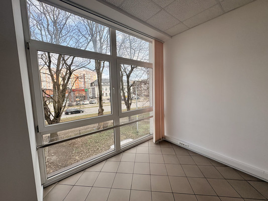 Сдам коммерческое помещение 192 м2, Аллея смелых ул, 72, Калининград г