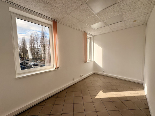 Сдам коммерческое помещение 192 м2, Аллея смелых ул, 72, Калининград г