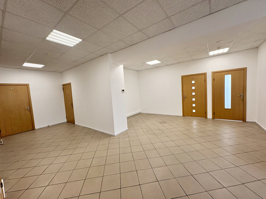 Сдам коммерческое помещение 192 м2, Аллея смелых ул, 72, Калининград г