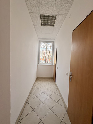 Сдам коммерческое помещение 192 м2, Аллея смелых ул, 72, Калининград г