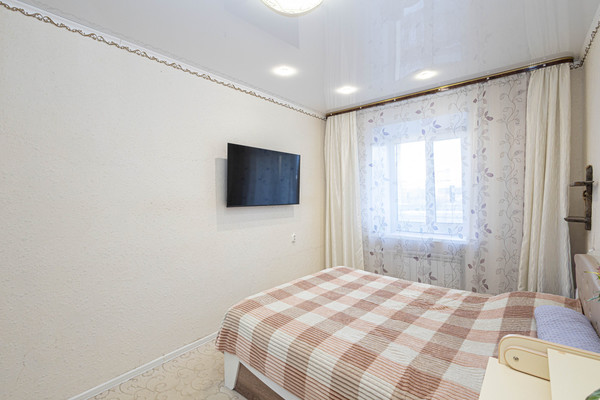 Продам двухкомнатную (2-комн.) квартиру, Пионерская ул, 48, Ханты-Мансийск г