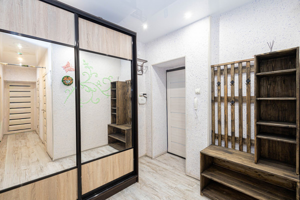 Продам двухкомнатную (2-комн.) квартиру, Пионерская ул, 48, Ханты-Мансийск г