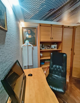 Продам трехкомнатную (3-комн.) квартиру, Академика Павлова ул, 25, Казань г