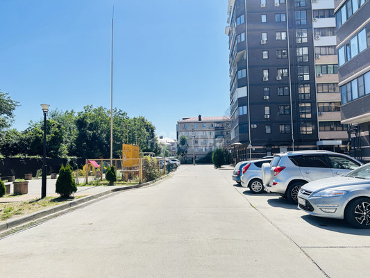 Продам однокомнатную (1-комн.) квартиру, Ленина ул, 184, Горячий Ключ г