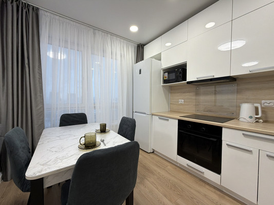 Сдам однокомнатную (1-комн.) квартиру, Очаковское ш, 5к2, Москва г