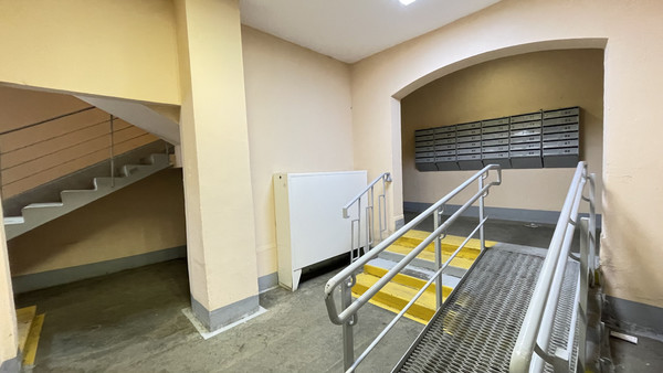 Продам двухкомнатную (2-комн.) квартиру, Щёлковский проезд, 4, Москва г