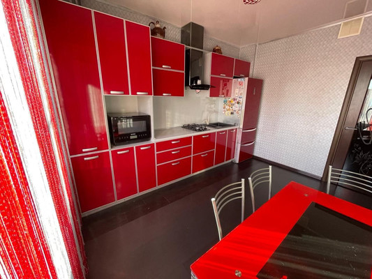 Продам двухкомнатную (2-комн.) квартиру, Южная ул, 7, Новороссийск г