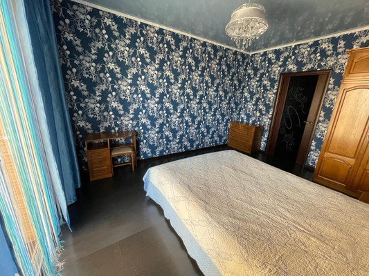 Продам двухкомнатную (2-комн.) квартиру, Южная ул, 7, Новороссийск г