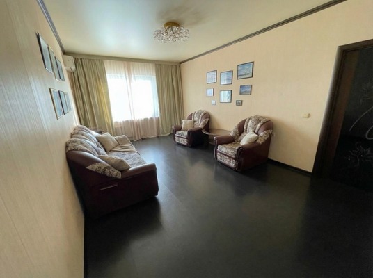 Продам двухкомнатную (2-комн.) квартиру, Южная ул, 7, Новороссийск г