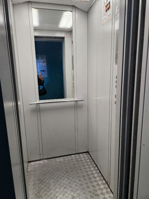 Продам двухкомнатную (2-комн.) квартиру, Чугунова ул, 34, Раменское г