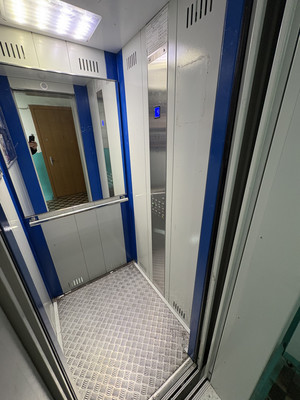 Продам однокомнатную (1-комн.) квартиру, Героев Десантников ул, 61а, Новороссийск г