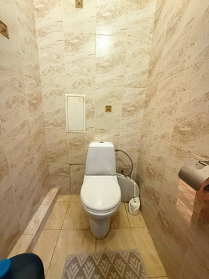 Продам двухкомнатную (2-комн.) квартиру, Камская ул, 27, Симферополь г