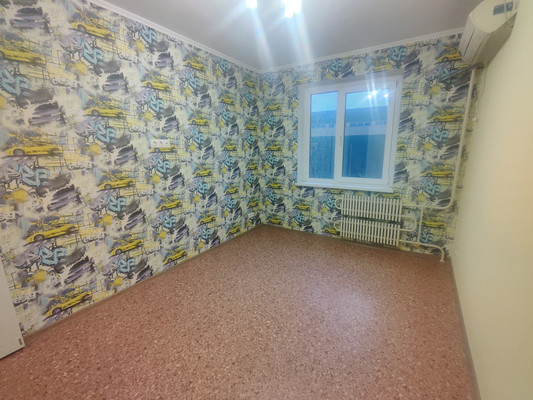 Продам трехкомнатную (3-комн.) квартиру, 9 Января ул, 113А, Воронеж г