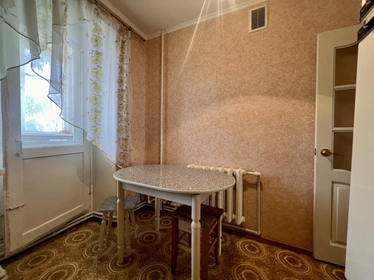 Продам двухкомнатную (2-комн.) квартиру, Школьная ул, 16, Кораблино г