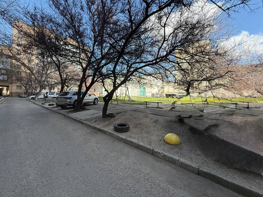 Продам двухкомнатную (2-комн.) квартиру, Киевская ул, 83, Симферополь г