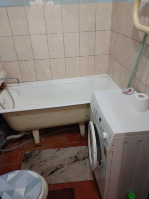 Продам однокомнатную (1-комн.) квартиру, Баумана ул, 7, Алексин г