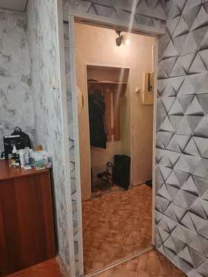 Продам однокомнатную (1-комн.) квартиру, Баумана ул, 7, Алексин г