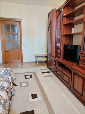 Продам однокомнатную (1-комн.) квартиру, Авиаторов Балтики пр-кт, 1к1, Мурино п