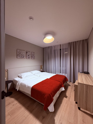 Продам однокомнатную (1-комн.) квартиру, Большевиков пр-кт, 3, Санкт-Петербург г