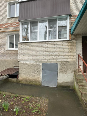 Продам трехкомнатную (3-комн.) квартиру, Дзержинского ул, 61, Тихорецк г