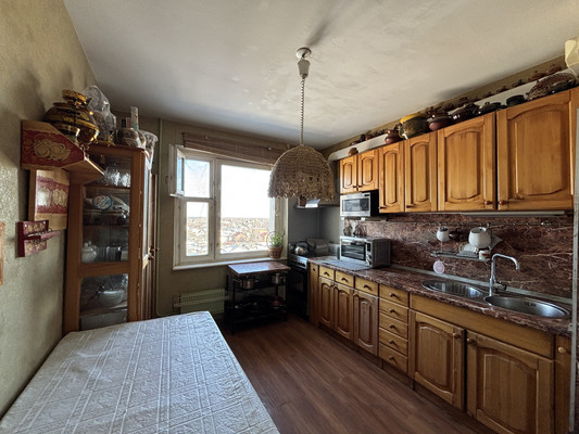 Продам трехкомнатную (3-комн.) квартиру, Победная ул, 21/2, Нижний Новгород г