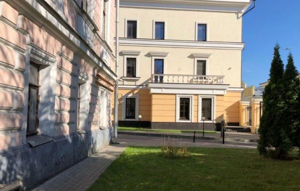 Продам коммерческое помещение 900 м2, Садовническая ул, 41 1, Москва г