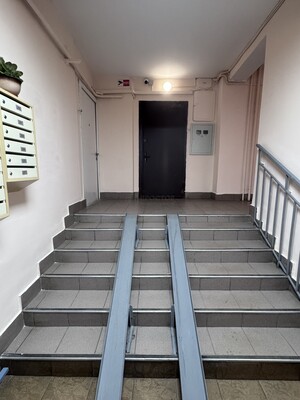 Продам однокомнатную (1-комн.) квартиру, Дубнинская ул, 12к3, Москва г