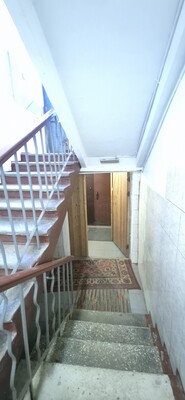 Продам трехкомнатную (3-комн.) квартиру, Восточная ул, 2к4, Москва г