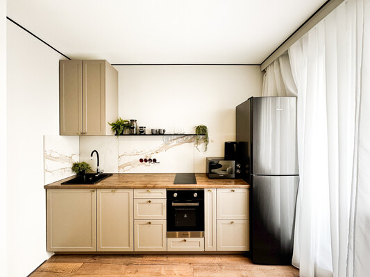 Продам однокомнатную (1-комн.) квартиру, Нахимовский пр-кт, 67к4, Москва г