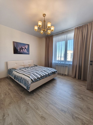 Продам двухкомнатную (2-комн.) квартиру, Авиаторов ул, 4г, Красноярск г