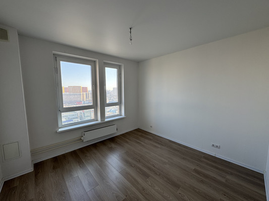 Продам трехкомнатную (3-комн.) квартиру, Сосновая ул, 5к1, Котельники г