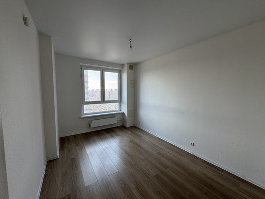 Продам трехкомнатную (3-комн.) квартиру, Сосновая ул, 5к1, Котельники г