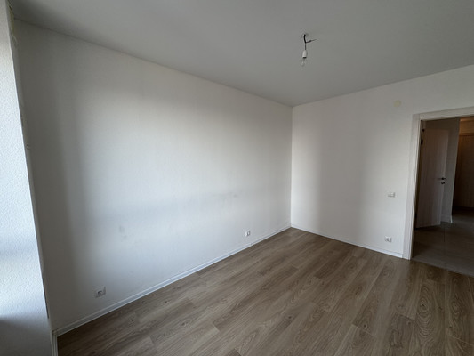 Продам трехкомнатную (3-комн.) квартиру, Сосновая ул, 5к1, Котельники г