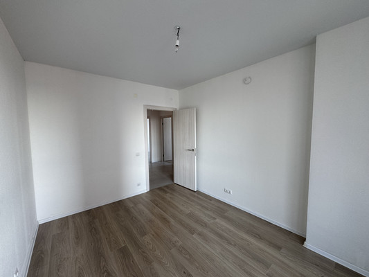 Продам трехкомнатную (3-комн.) квартиру, Сосновая ул, 5к1, Котельники г