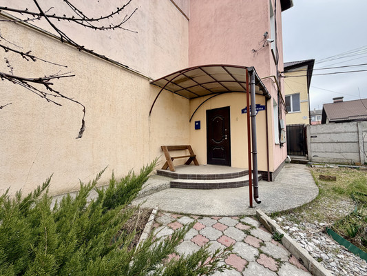 Продам двухкомнатную (2-комн.) квартиру, Поповкина ул, 8а, Симферополь г