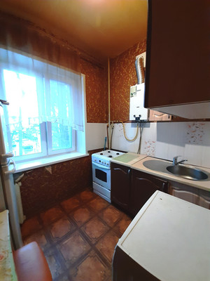 Продам трехкомнатную (3-комн.) квартиру, Бакунина ул, 30а, Пенза г