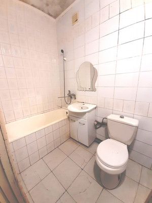 Продам трехкомнатную (3-комн.) квартиру, Бакунина ул, 30а, Пенза г