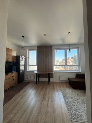 Продам трехкомнатную (3-комн.) квартиру, имени Л.И. Гоман (Пригород Лесное мкр.) ул, 10, Мисайлово д