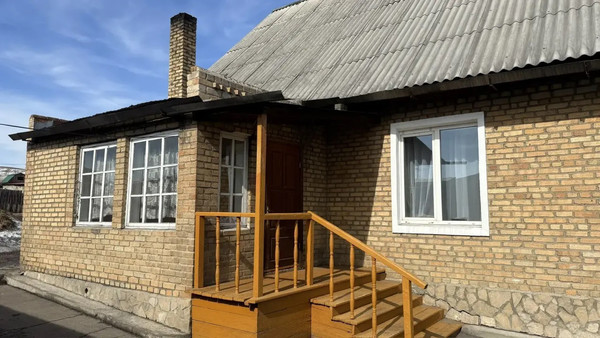 Продам дом, О.Кошевого ул, 148, Свирск г, 0 км от города