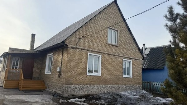 Продам дом, О.Кошевого ул, 148, Свирск г, 0 км от города