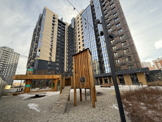 Продам трехкомнатную (3-комн.) квартиру, Юрия Левитанского ул, 4, Иркутск г