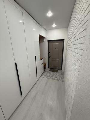 Продам трехкомнатную (3-комн.) квартиру, Юрия Левитанского ул, 4, Иркутск г