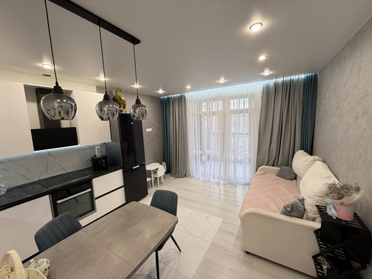 Продам трехкомнатную (3-комн.) квартиру, Юрия Левитанского ул, 4, Иркутск г