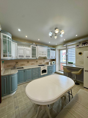 Продам трехкомнатную (3-комн.) квартиру, Ленина ул, 39, Ханты-Мансийск г